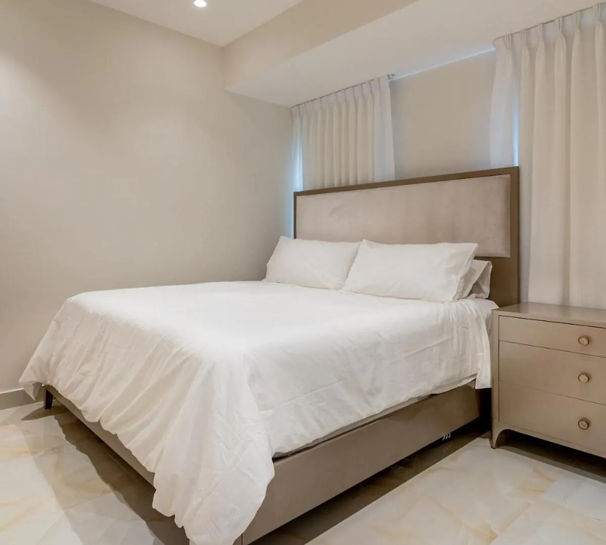 Apartment Luxury Apt City Views In The Center Of The City Santo Domingo