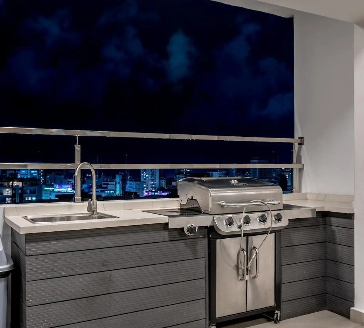 Luxury Apt City Views In The Center Of The City Santo Domingo